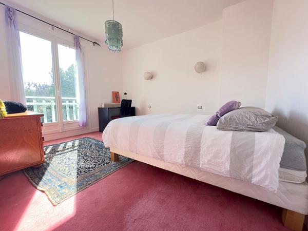 Maison Saint Maur Des Fosses 9 pièce(s) 215 m2