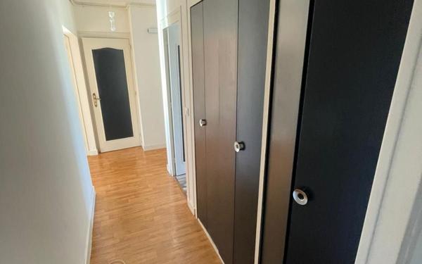 Appartement à louer    3 pièces •  Tours