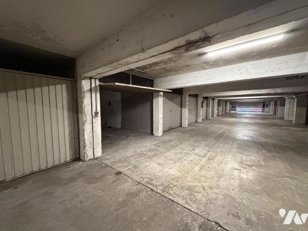 Garage Place Coty