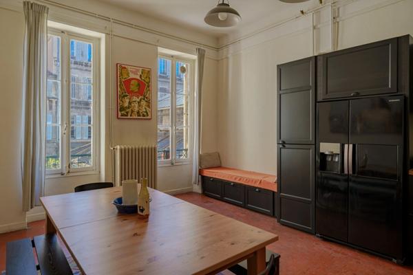 À vendre Appartement T5 198 m² à MARSEILLE 1ER ARRONDISSEMENT
