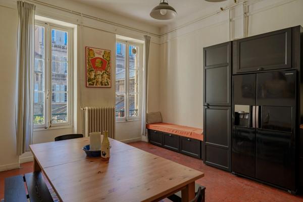 À vendre Appartement T5 198 m² à MARSEILLE 1ER ARRONDISSEMENT