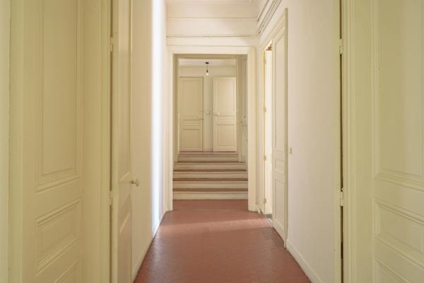 À vendre Appartement T5 198 m² à MARSEILLE 1ER ARRONDISSEMENT