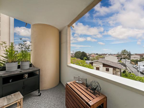 Appartement 3 pièces à vendre à Mérignac Peychotte - 253 000 €