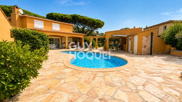 Villa à vendre de 6 pièces de 161 m²
