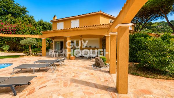 Villa à vendre de 6 pièces de 161 m²
