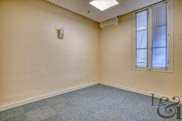 A vendre local commercial rénové à Sainte-Livrade-sur-Lot