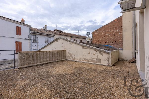 A vendre local commercial rénové à Sainte-Livrade-sur-Lot