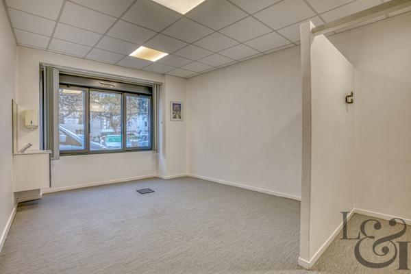 A vendre local commercial rénové à Sainte-Livrade-sur-Lot