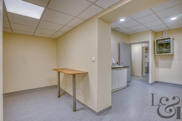A vendre local commercial rénové à Sainte-Livrade-sur-Lot