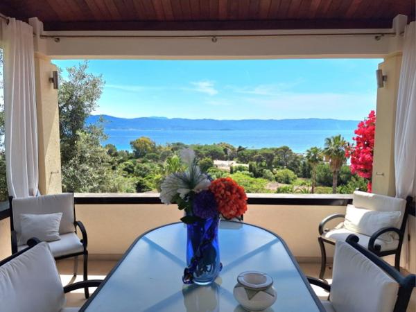 VILLA D'EXCEPTION VUE PANORAMIQUE - ROUTE DES SANGUINAIRES Ajaccio (20000)