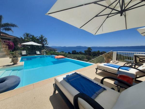 VILLA D'EXCEPTION VUE PANORAMIQUE - ROUTE DES SANGUINAIRES Ajaccio (20000)