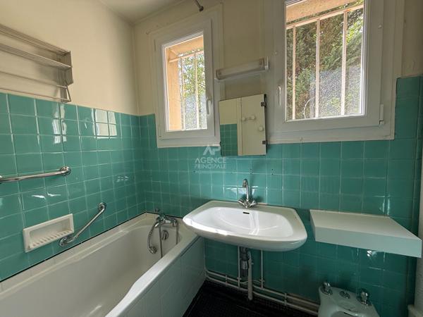 SEVRES BRANCAS - APPARTEMENT 3 CHAMBRES 469 000 € **  - Référence  637-S