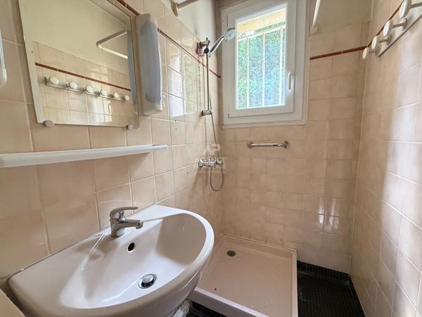 SEVRES BRANCAS - APPARTEMENT 3 CHAMBRES 469 000 € **  - Référence  637-S