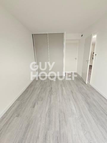 Appartement  a louer 2 pièce(s) 45 m2 terrasse 11.70m2