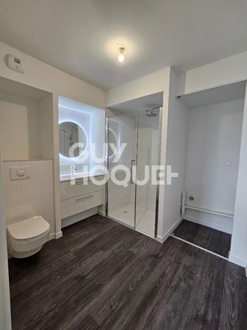 Appartement  a louer 2 pièce(s) 45 m2 terrasse 11.70m2