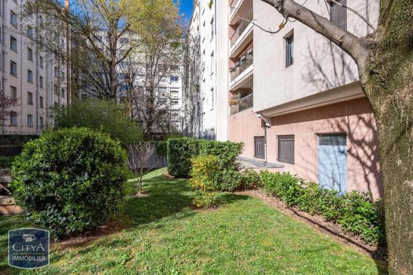 Appartement à louer 3 pièces 98.21m²