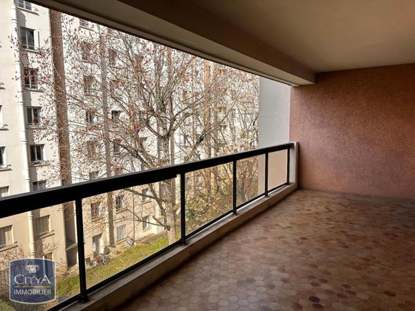 Appartement à louer 4 pièces 98.21m²