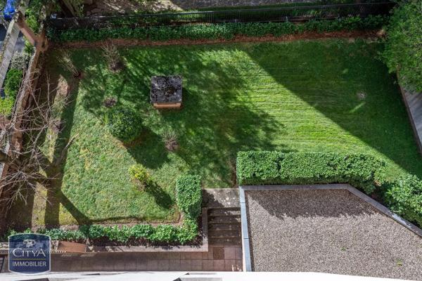 Appartement à louer 3 pièces 98.21m²