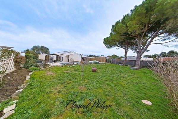 Villa familiale 155 m² avec piscine, 5 chambres et terrain 1 000 m² aux portes de Carcassonne