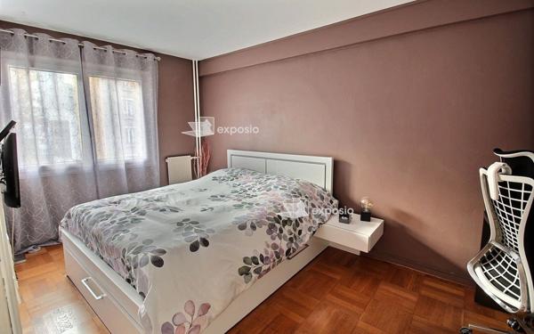 Appartement à vendre    2 pièces • 46 m2 Clichy