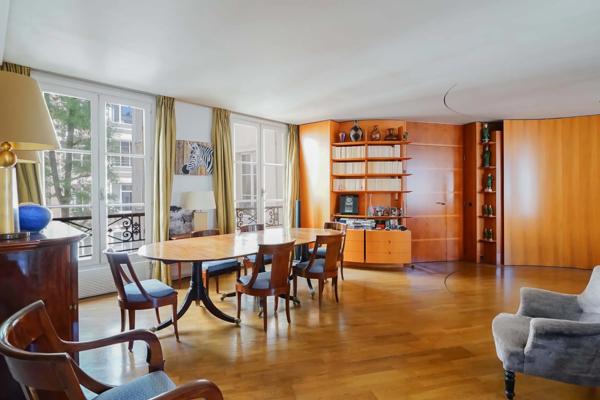 Appartement Paris 6e - ODÉON