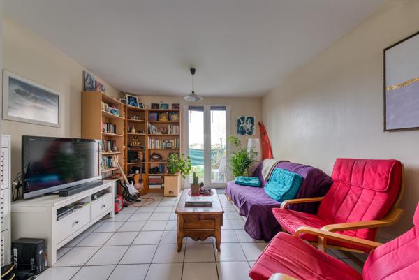 Pavillon avec 3 chambres, jardin et garage