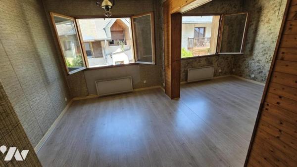 Maison mitoyenne de 82m2 utile triplex