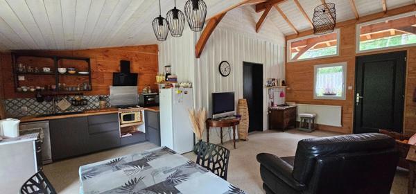 AIRIAL AVEC 2 MAISONS D'HABITATION DONT UNE AUTHENTIQUE LANDAISE - PROCHE de LEON - CADRE BUCOLIQUE