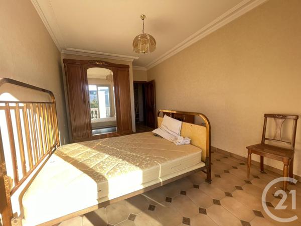 Maison à vendre  5 pièces - 165 m2 ST LAURENT DU VAR - 06