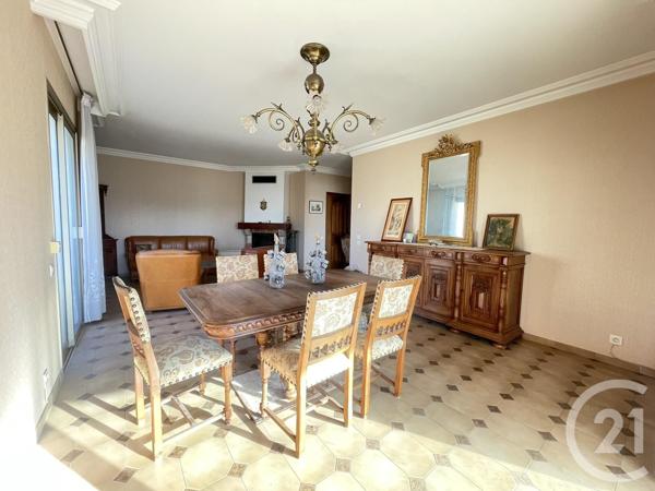 Maison à vendre  5 pièces - 165 m2 ST LAURENT DU VAR - 06