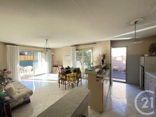 Maison à vendre  5 pièces - 165 m2 ST LAURENT DU VAR - 06