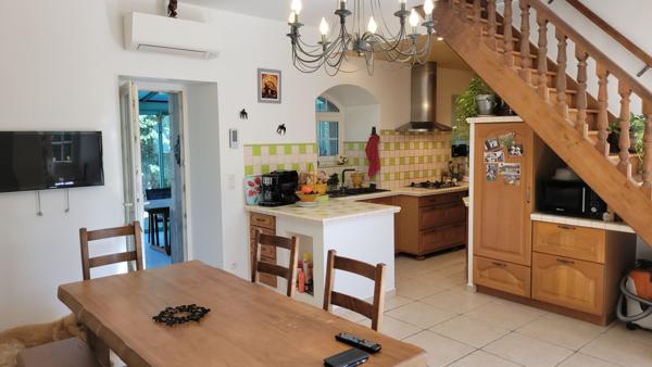 Propriété de caractère avec gîte et dépendances - Entre Villeneuve et Villefranche St rémy