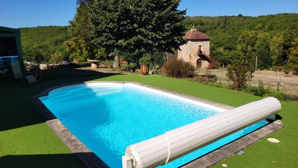 Propriété de caractère avec gîte et dépendances - Entre Villeneuve et Villefranche St rémy