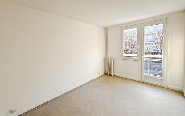 Appartement à louer    4 pièces • 68,76 m2 Ris-Orangis