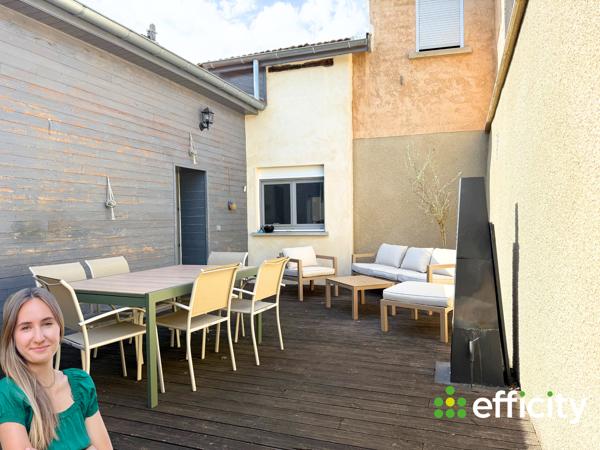 Maison
         4 pièces
        - 84 m² Exclusivité 219 000 € *