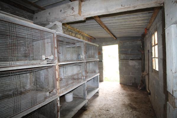 Saint-Affrique (12400) TERRAIN DE LOISIRS 2171 m² AVEC MAISON DE CAMPAGNE