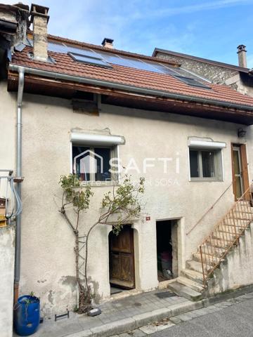 Maison de village et parcelle de 212m²