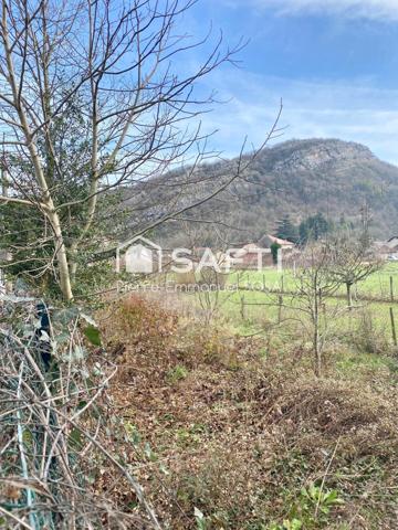 Maison de village et parcelle de 212m²