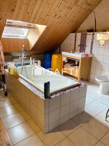 Maison de village et parcelle de 212m²