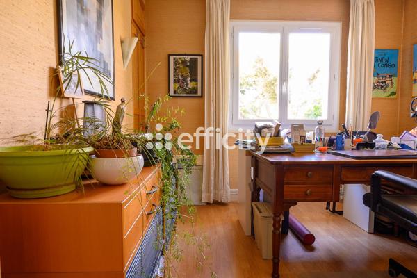 Maison 7 pièces - 330 m² Exclusivité efficity