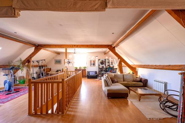 Maison 7 pièces - 330 m² Exclusivité efficity