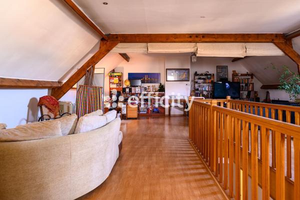 Maison 7 pièces - 330 m² Exclusivité efficity