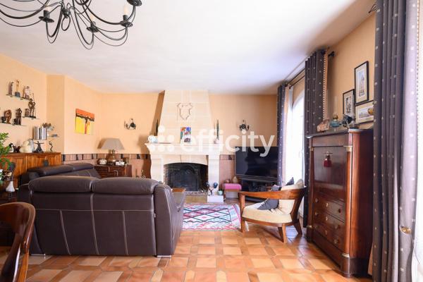 Maison 7 pièces - 330 m² Exclusivité efficity