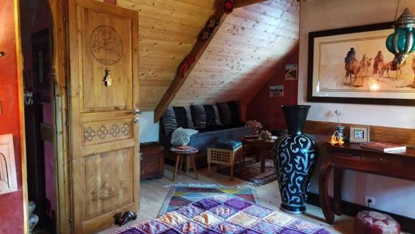 Kervignac (56700) Maison en pierre récente avec suites parentales et jardin clos