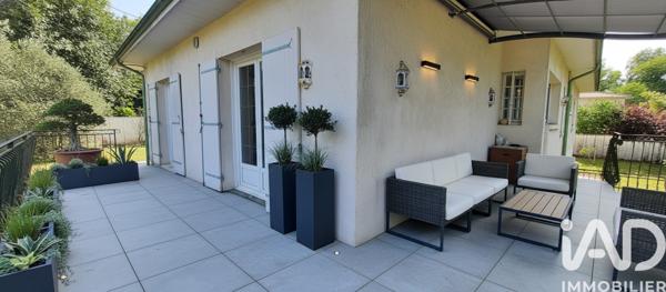 Maison à vendre 5 pièces 223 m² Léognan