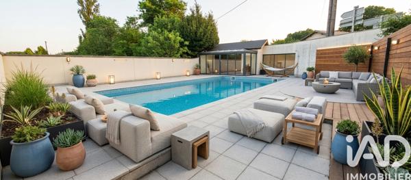 Maison à vendre 5 pièces 223 m² Léognan