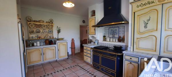 Maison à vendre 5 pièces 223 m² Léognan