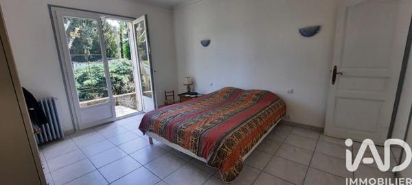 Maison à vendre 5 pièces 223 m² Léognan