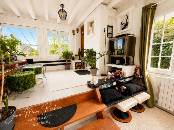 Maison
         4 pièces
        - 105 m² 259 000 € *