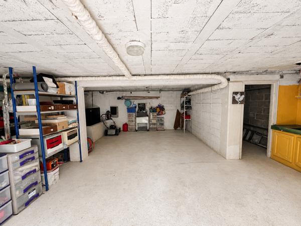 Maison
         4 pièces
        - 105 m² 259 000 € *